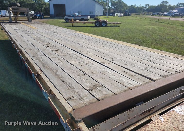 image for item DN3504 2018 Texas Pride FT835524KGN flatbed trailer