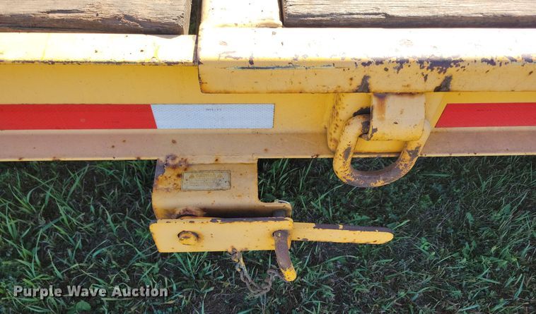 image for item DN3505 2007 Trail King TKT12U-202 tilt deck equipment trailer