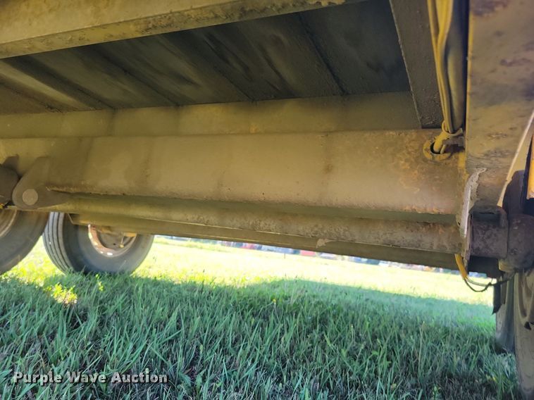 image for item DN3505 2007 Trail King TKT12U-202 tilt deck equipment trailer