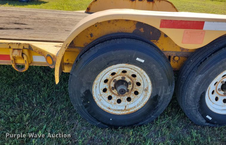 image for item DN3505 2007 Trail King TKT12U-202 tilt deck equipment trailer