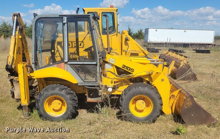 image for item DN3513 1993 JCB 210S backhoe