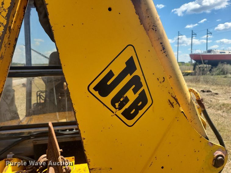 image for item DN3513 1993 JCB 210S backhoe
