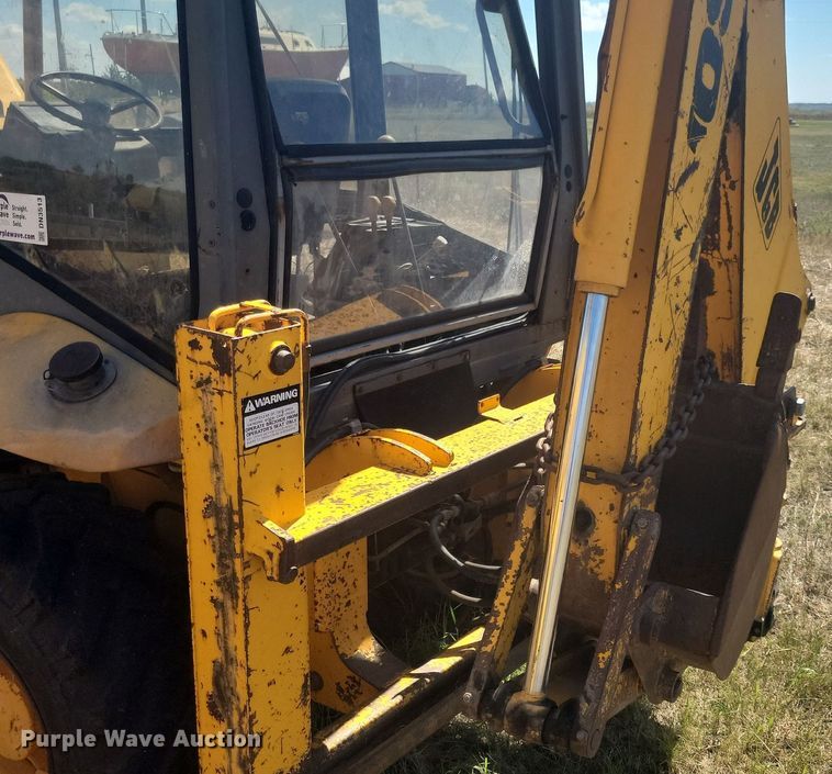 image for item DN3513 1993 JCB 210S backhoe