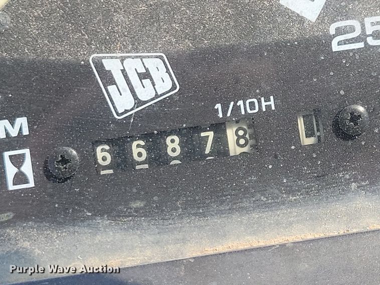 image for item DN3513 1993 JCB 210S backhoe