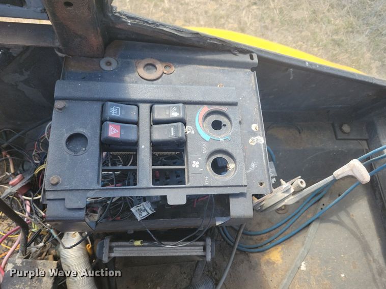 image for item DN3513 1993 JCB 210S backhoe