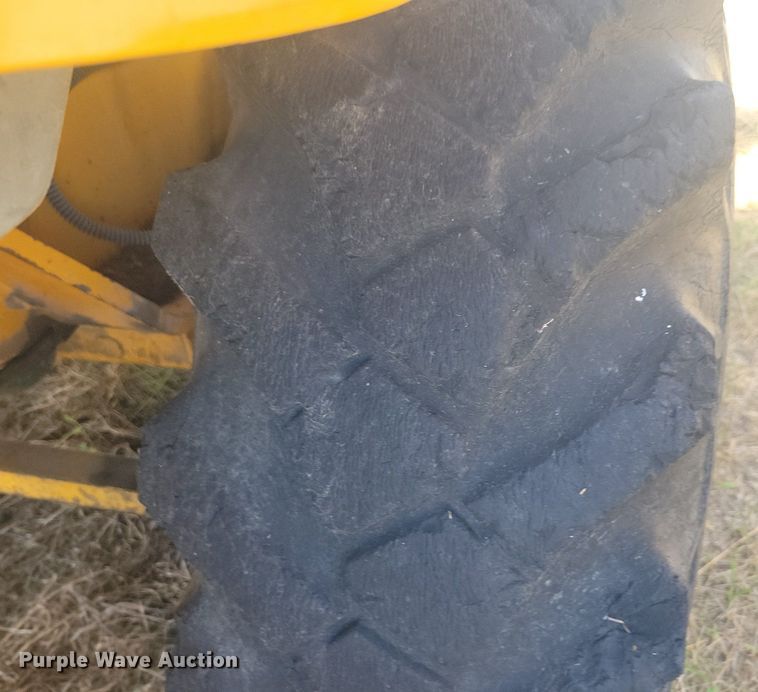 image for item DN3513 1993 JCB 210S backhoe