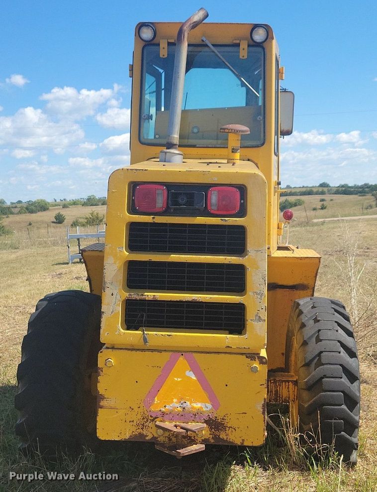 image for item DN3514 1985 Ford A62 wheel loader
