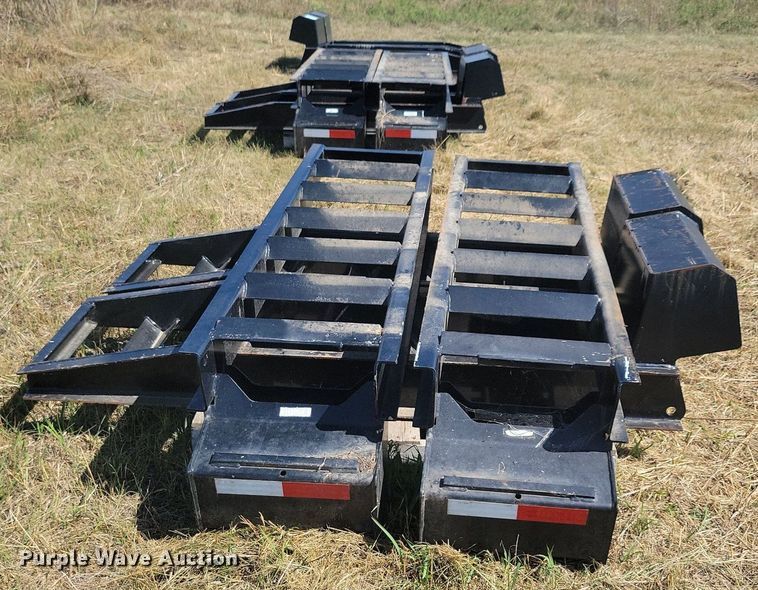 image for item DN3516 (10) Trail King trailer ramps