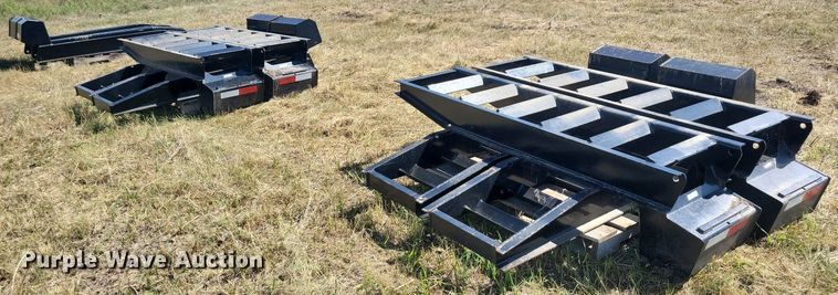 image for item DN3516 (10) Trail King trailer ramps