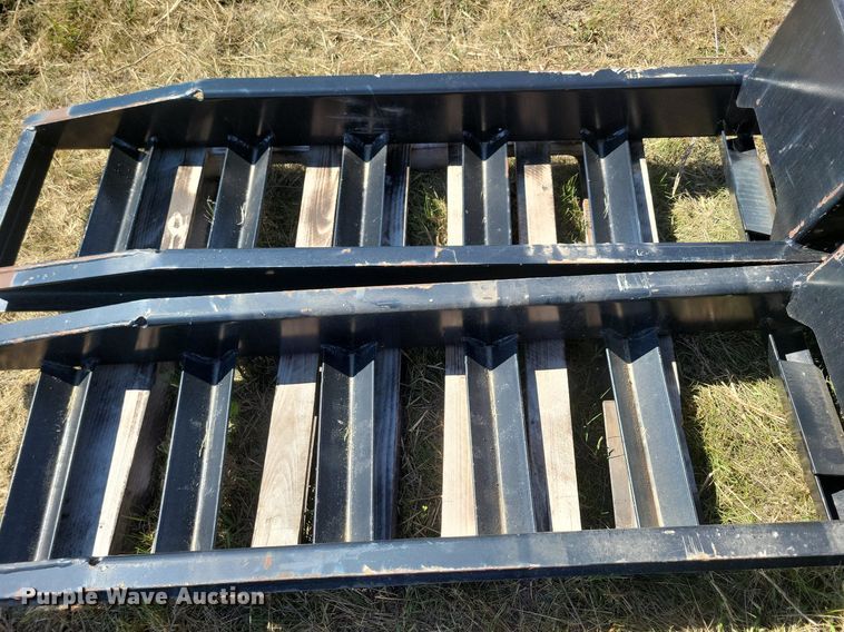 image for item DN3516 (10) Trail King trailer ramps
