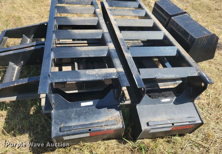image for item DN3516 (10) Trail King trailer ramps