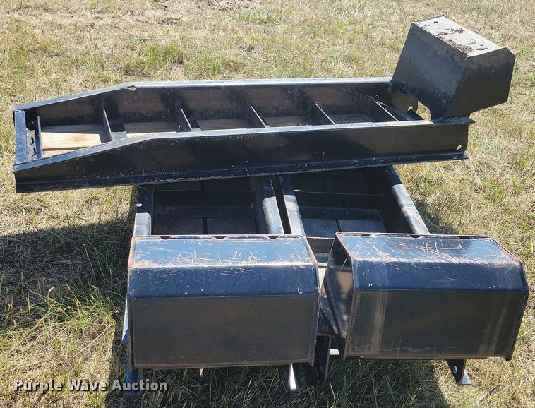 image for item DN3517 (11) Trail King trailer ramps