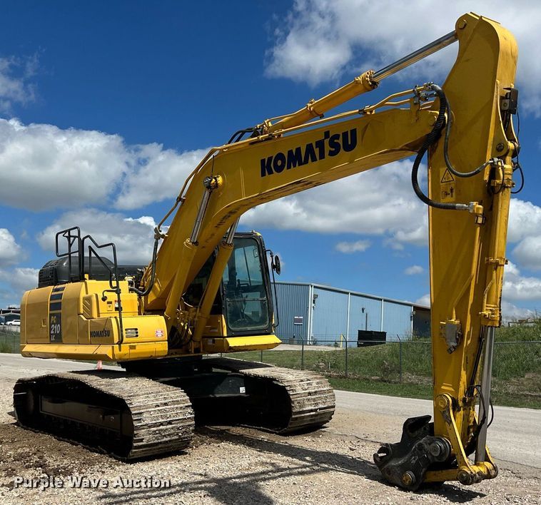 image for item DO2497 2018 Komatsu  PC210LC-11 excavator