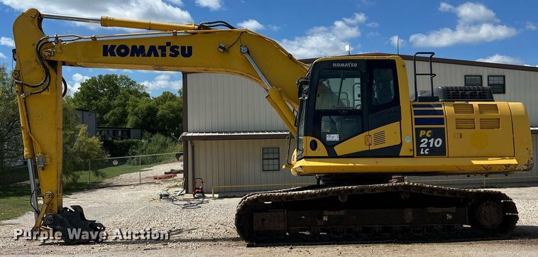image for item DO2497 2018 Komatsu  PC210LC-11 excavator