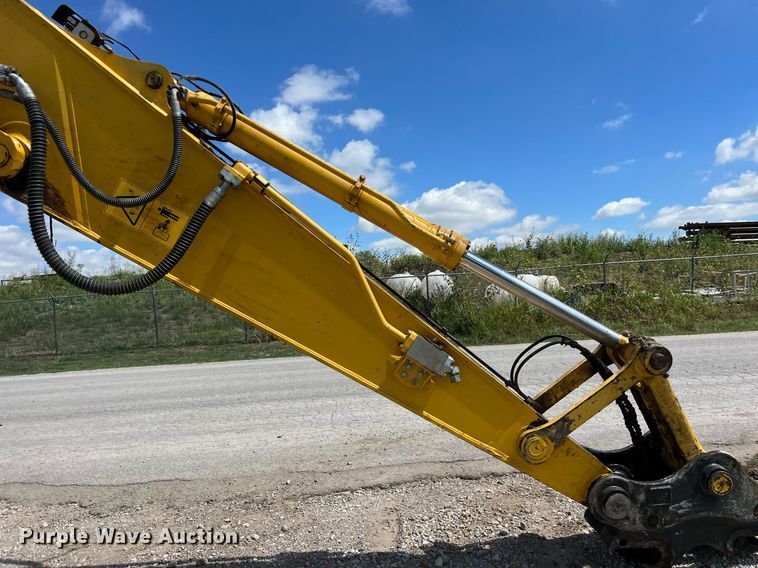 image for item DO2497 2018 Komatsu  PC210LC-11 excavator