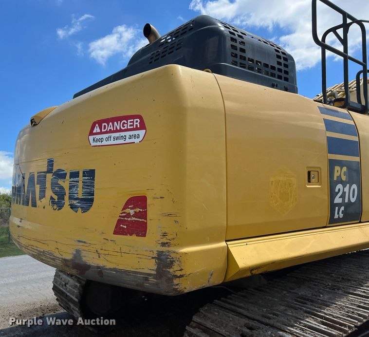 image for item DO2497 2018 Komatsu  PC210LC-11 excavator