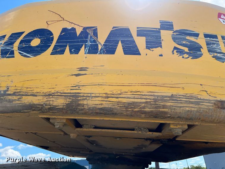 image for item DO2497 2018 Komatsu  PC210LC-11 excavator