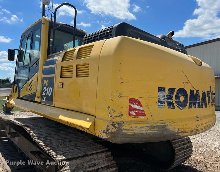 image for item DO2497 2018 Komatsu  PC210LC-11 excavator