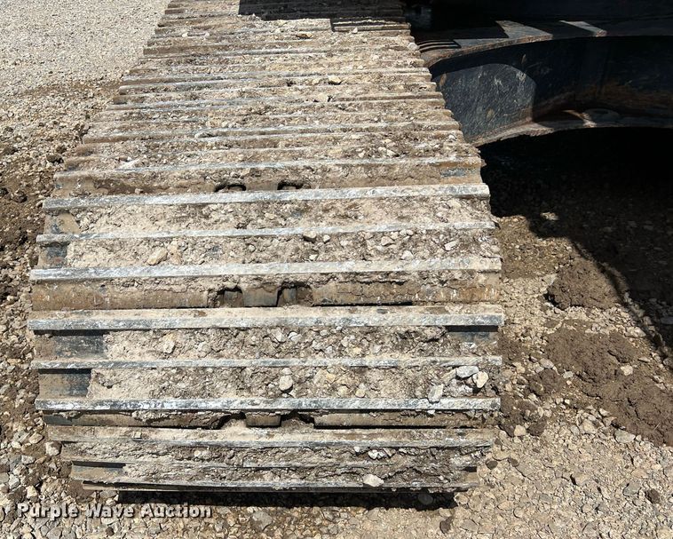 image for item DO2497 2018 Komatsu  PC210LC-11 excavator