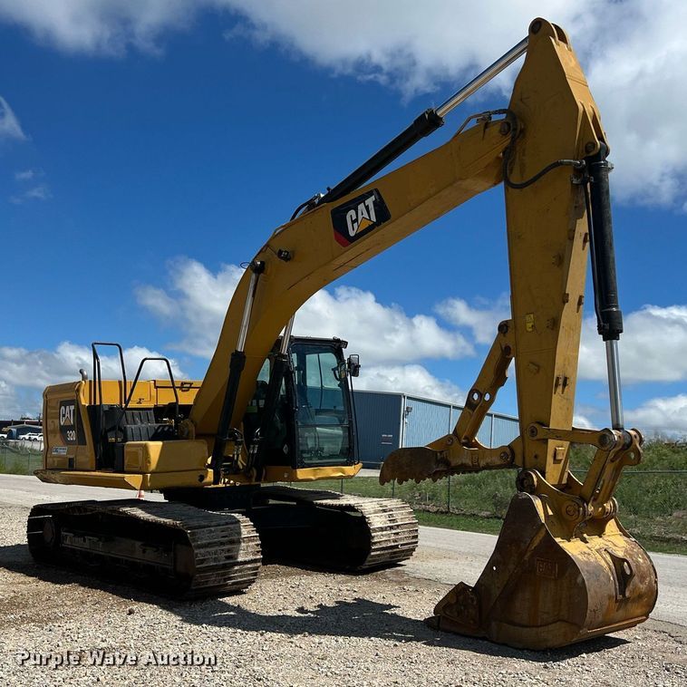 image for item DO2498 2019 Caterpillar 320 excavator