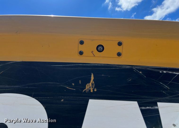 image for item DO2498 2019 Caterpillar 320 excavator