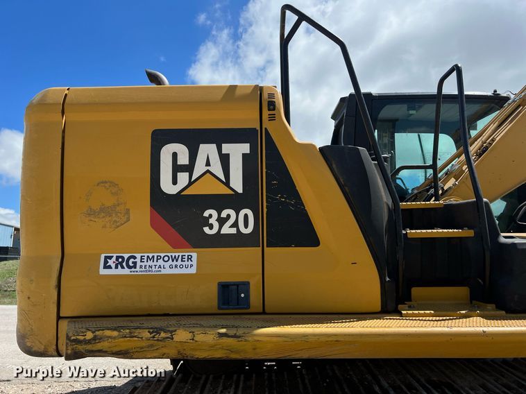 image for item DO2498 2019 Caterpillar 320 excavator