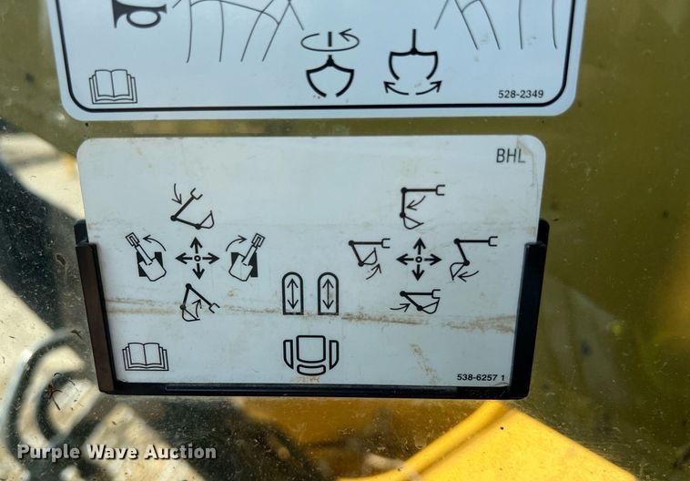 image for item DO2498 2019 Caterpillar 320 excavator