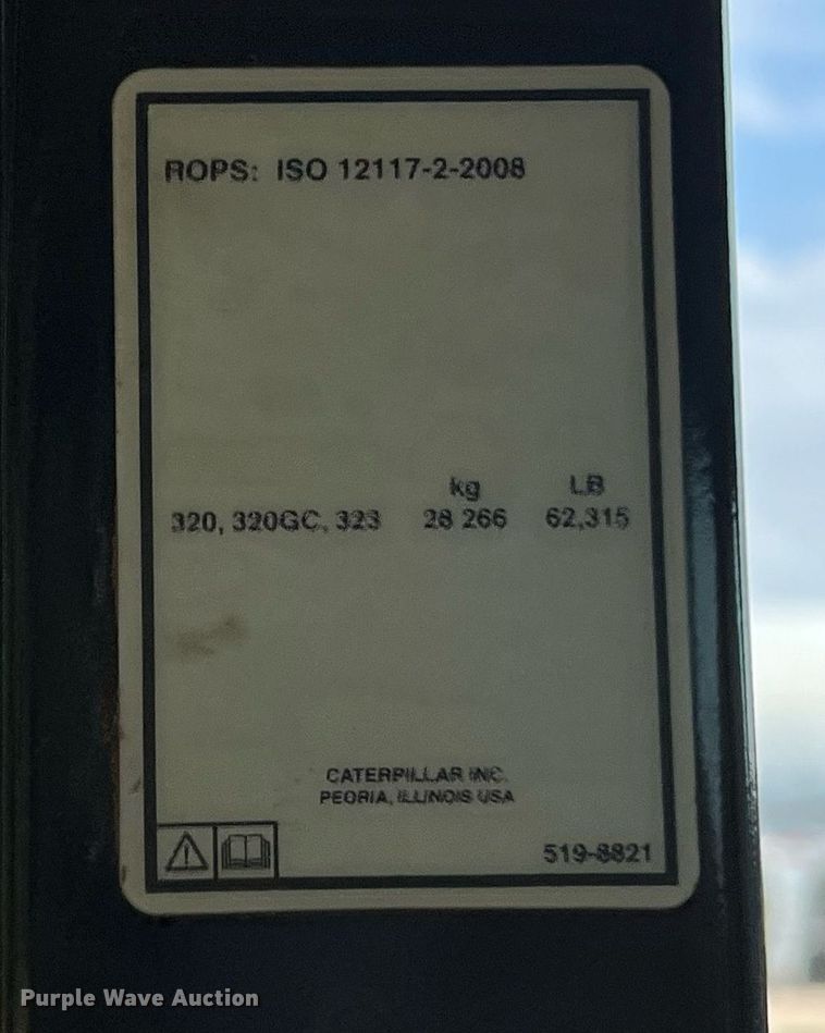 image for item DO2498 2019 Caterpillar 320 excavator