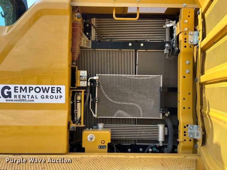 image for item DO2498 2019 Caterpillar 320 excavator