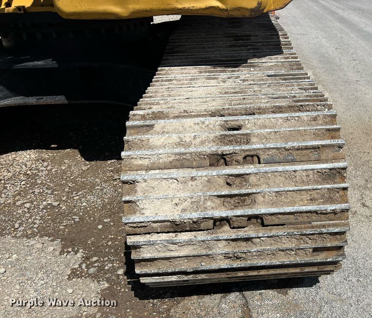 image for item DO2498 2019 Caterpillar 320 excavator