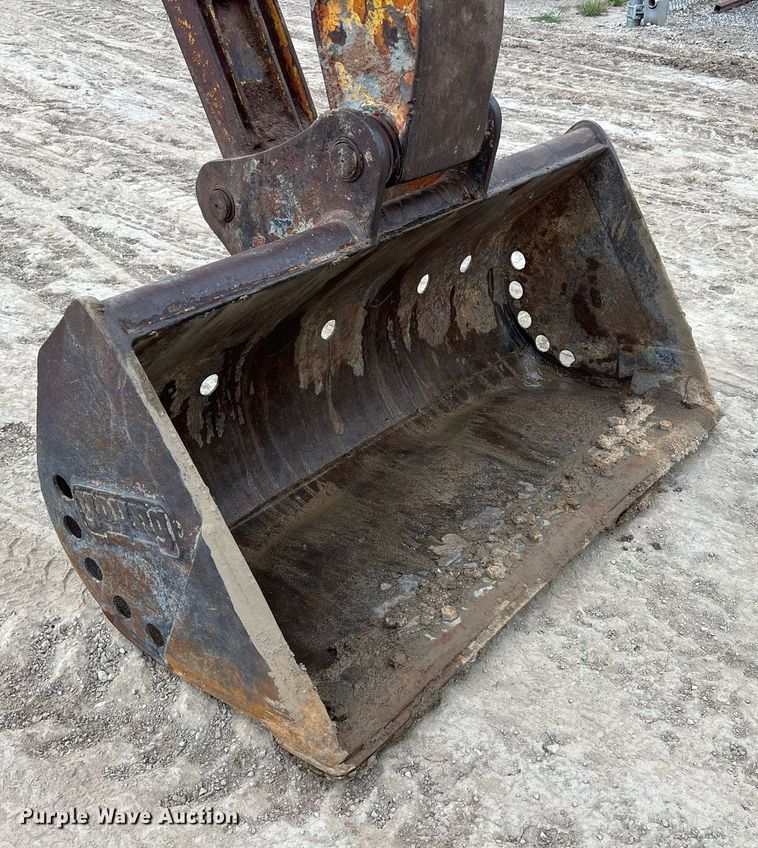 image for item DO2499 2016 Komatsu PC290LC-11 long reach excavator