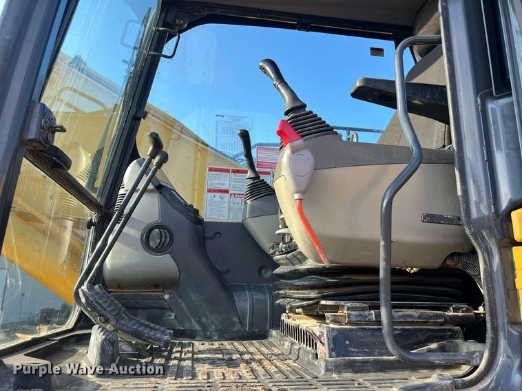 image for item DO2499 2016 Komatsu PC290LC-11 long reach excavator