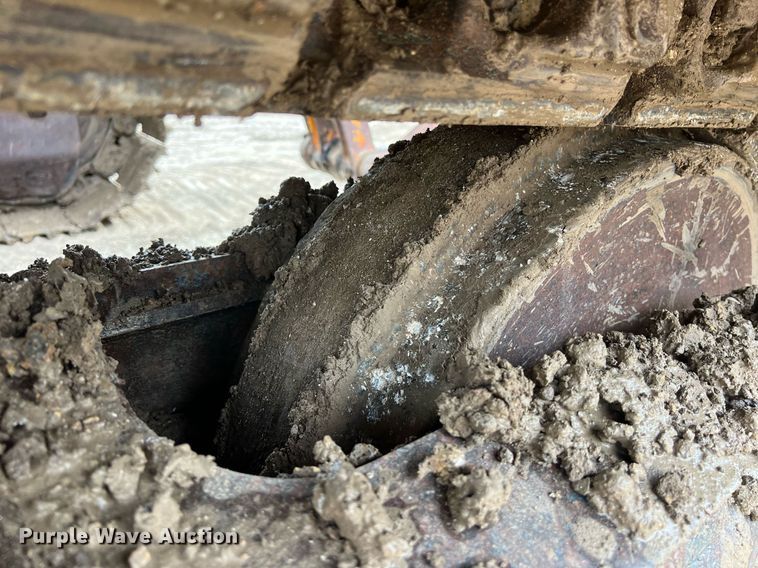 image for item DO2499 2016 Komatsu PC290LC-11 long reach excavator