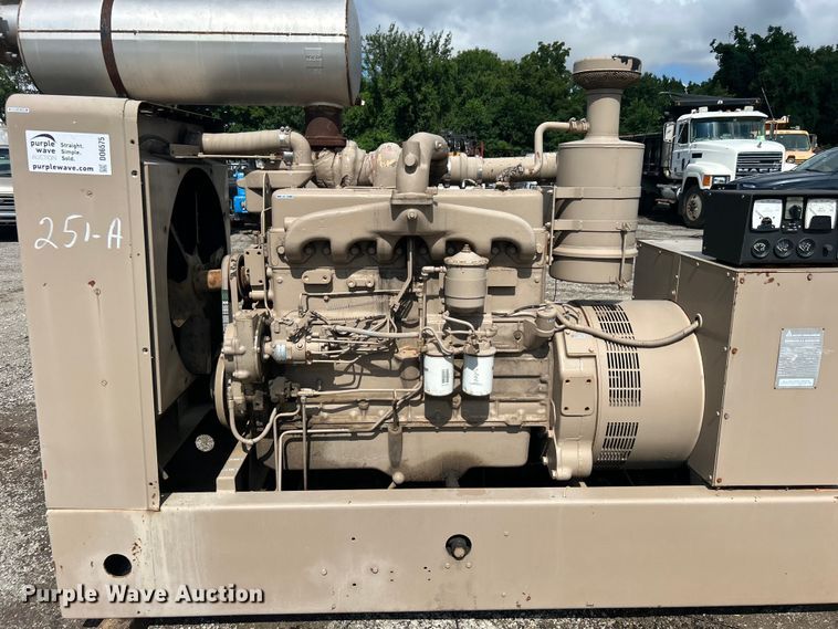 image for item DO6575 Allis Chalmers BKGB generator