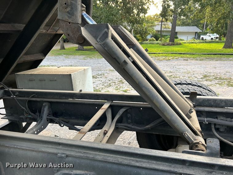 image for item DO6693 2007 International 4300 forestry bucket truck