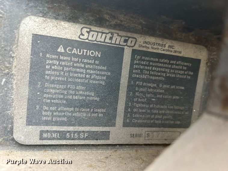 image for item DO6693 2007 International 4300 forestry bucket truck