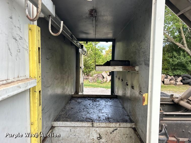 image for item DO6693 2007 International 4300 forestry bucket truck