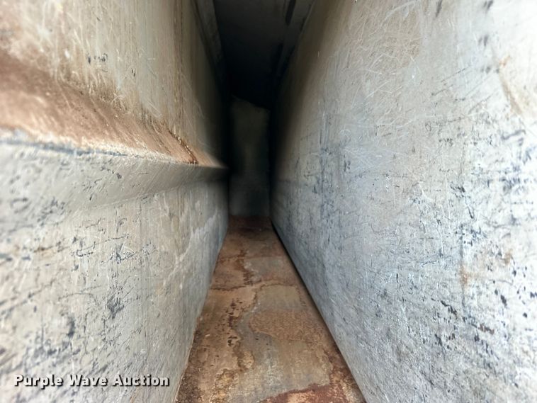 image for item DO6693 2007 International 4300 forestry bucket truck