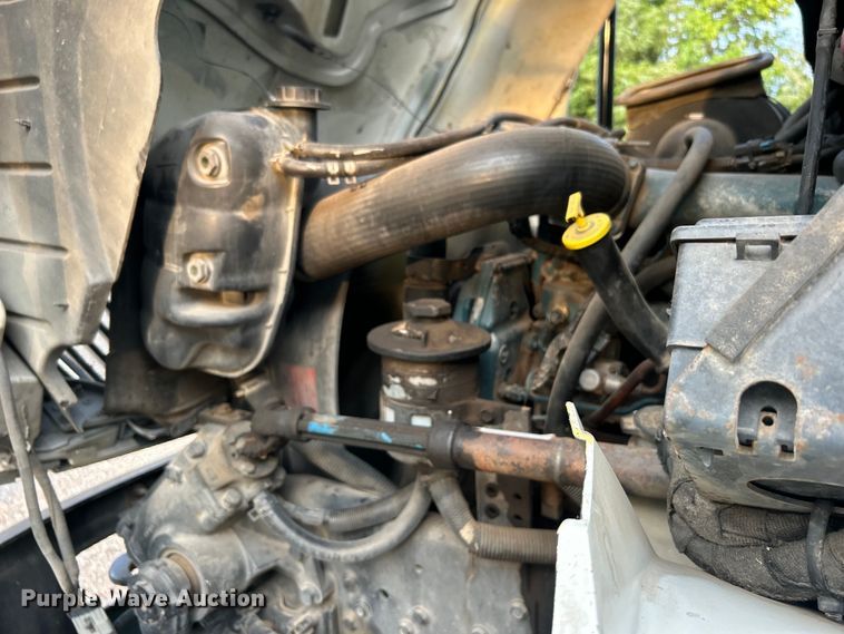 image for item DO6693 2007 International 4300 forestry bucket truck