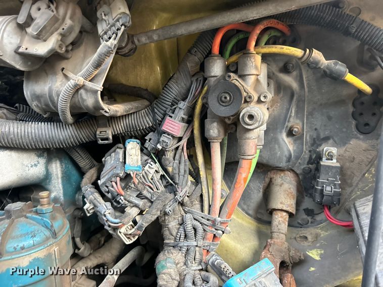 image for item DO6693 2007 International 4300 forestry bucket truck