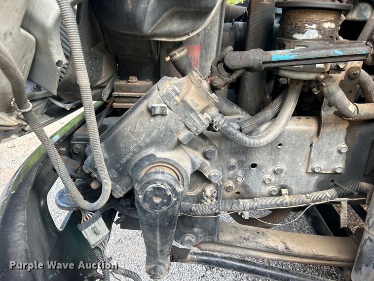 image for item DO6693 2007 International 4300 forestry bucket truck