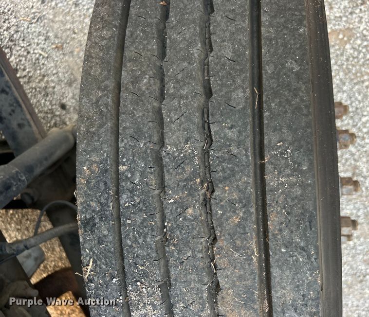 image for item DO6693 2007 International 4300 forestry bucket truck