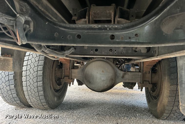 image for item DO6693 2007 International 4300 forestry bucket truck