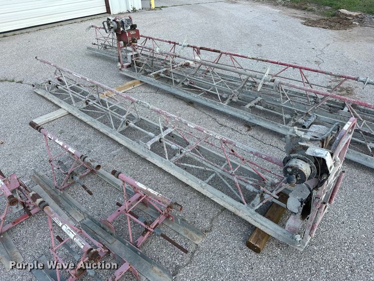 image for item DO7147 Razorback  12 HED truss screed 