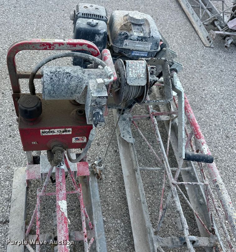 image for item DO7147 Razorback  12 HED truss screed 