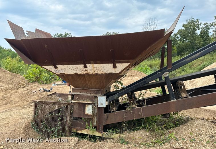 image for item DP6709 Vibrating conveyor