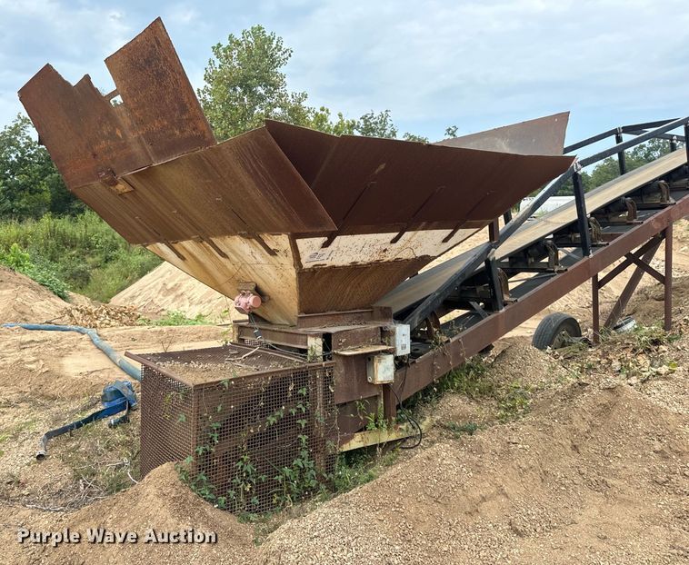 image for item DP6709 Vibrating conveyor