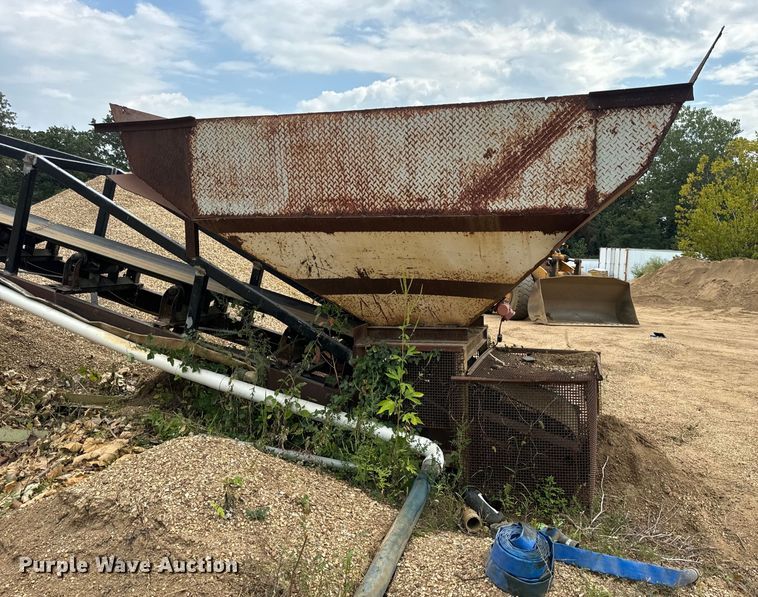 image for item DP6709 Vibrating conveyor