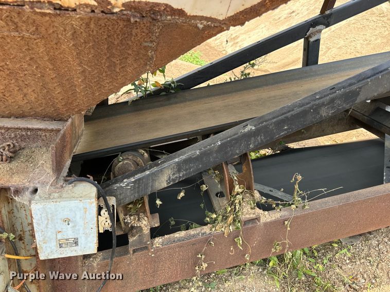 image for item DP6709 Vibrating conveyor