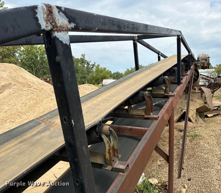 image for item DP6709 Vibrating conveyor